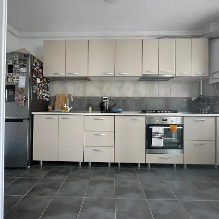 Apartment Feels Like M S